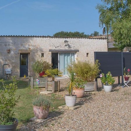 Gite Du Timbre Clion  Exterior foto