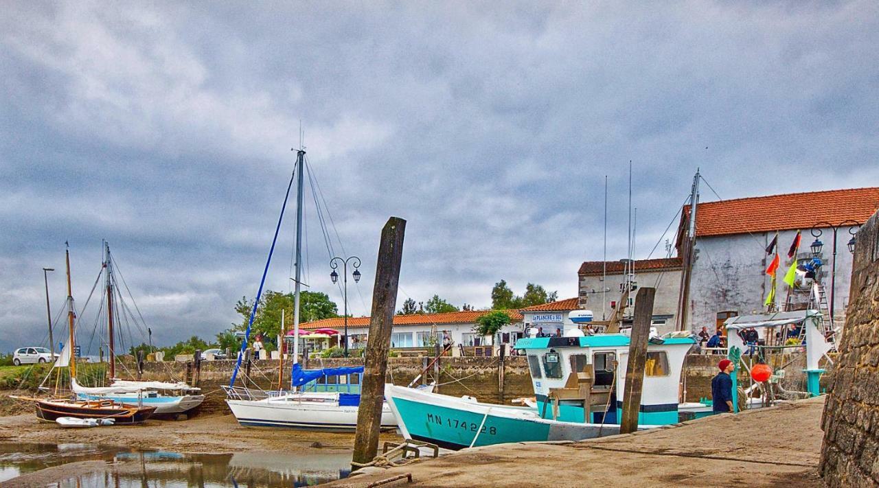 Gite Du Timbre Clion  Exterior foto